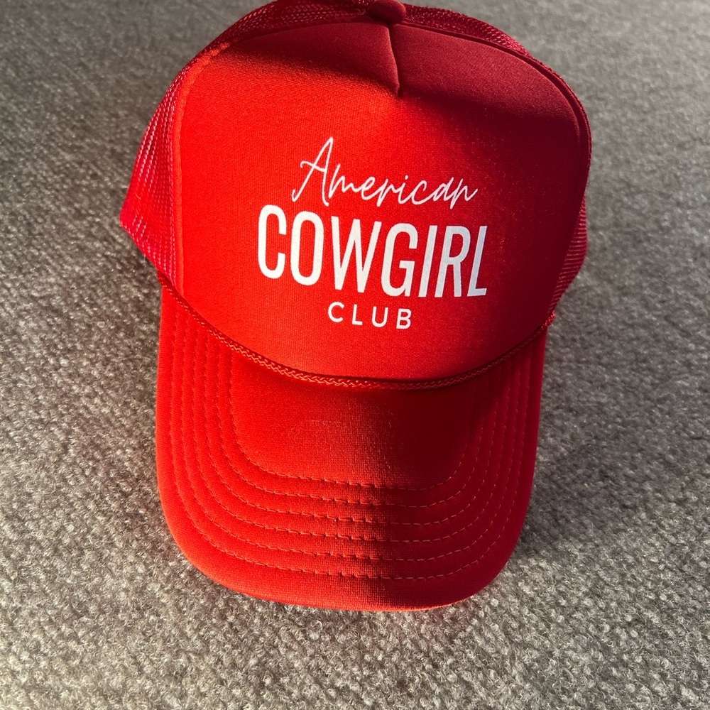 Amarillo Graphic Tee with hat! Calling all cowgirls! - Picture 3 of 4